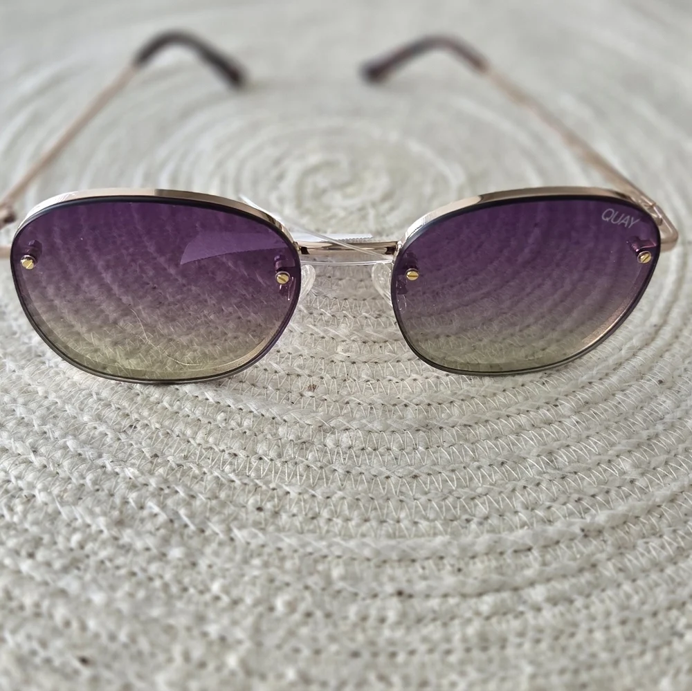 Quay Australia Jezabell Oversized Round Sunglasses Gold Purple Ombré